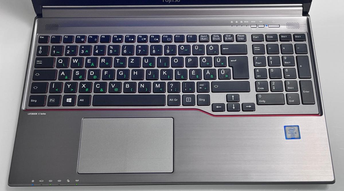 Fujitsu Lifebook E756